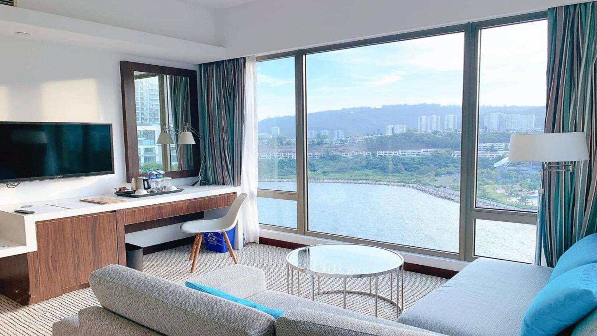 Discovery Bay 4*